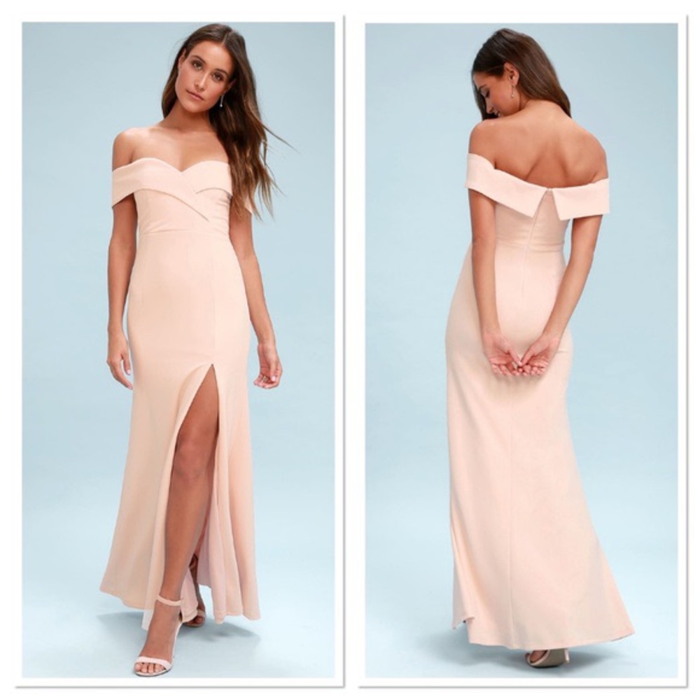 NEVER WORN! Lulu’s Blush Song of Love dress. Size M.